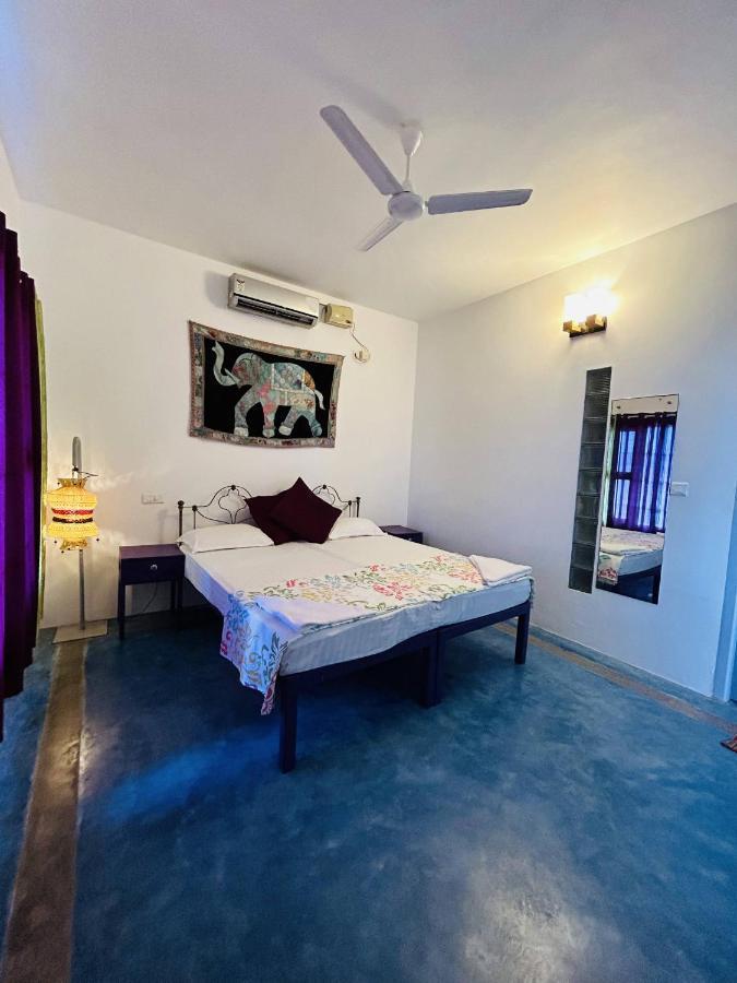 Chameleon Beach Resort, Cherai Kochi Exterior photo